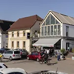 Am Hafen Bed & Breakfast Leverkusen