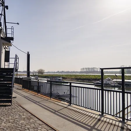 Am Hafen